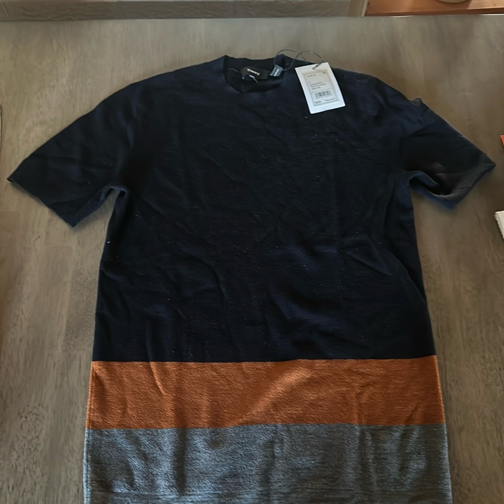 Never Worn Men’s Theory Short Sleeve Sweater Shirt